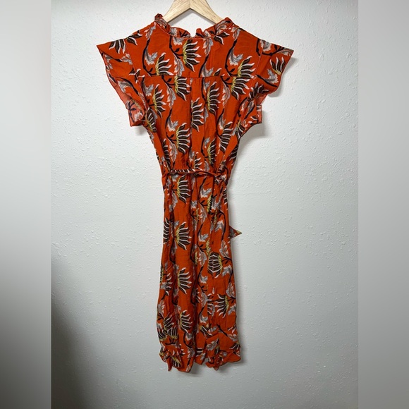 Papillon vibrant orange with lotus flowers sundress. Women’s size medium. - Picture 7 of 9